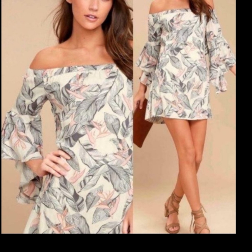 Mini floral dress open back